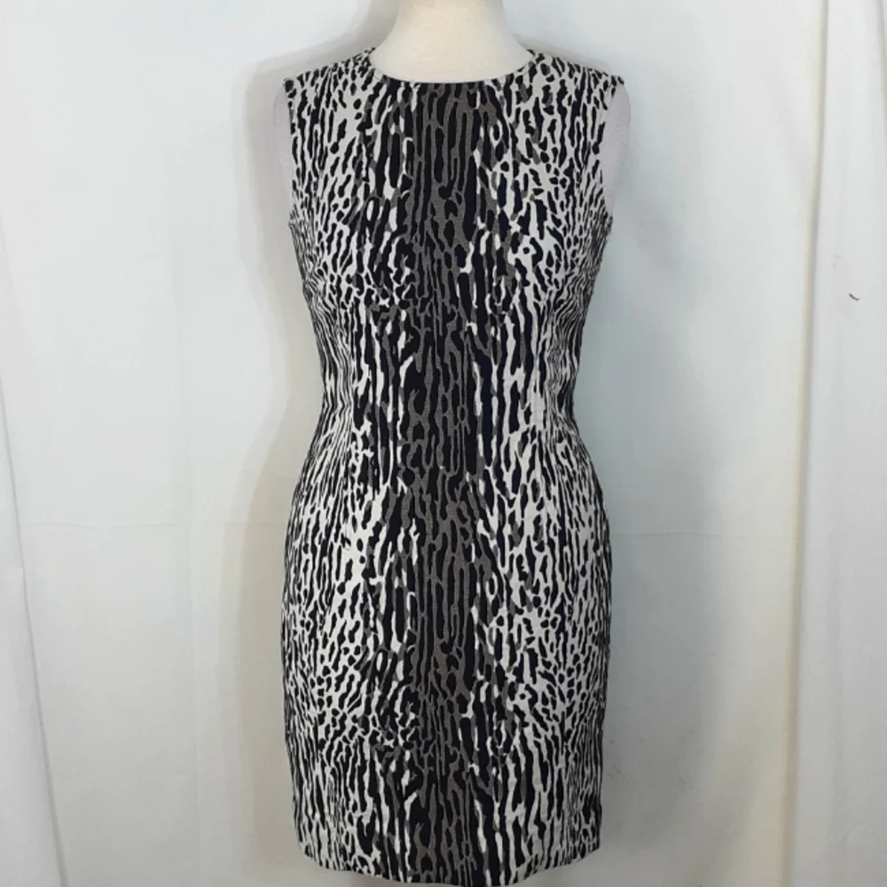 St. John animal print bodycon dress white black brown size 6 - Picture 1 of 6